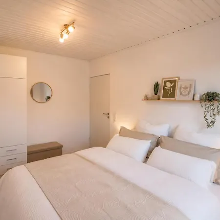 Apartment Haus No 17 *